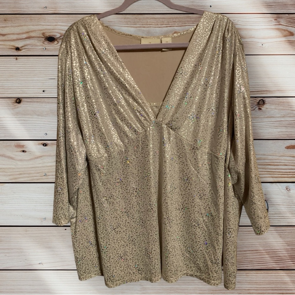 💟 Women’s Plus Size Top/Blouse/Shirt by Java Size: 4X 👚